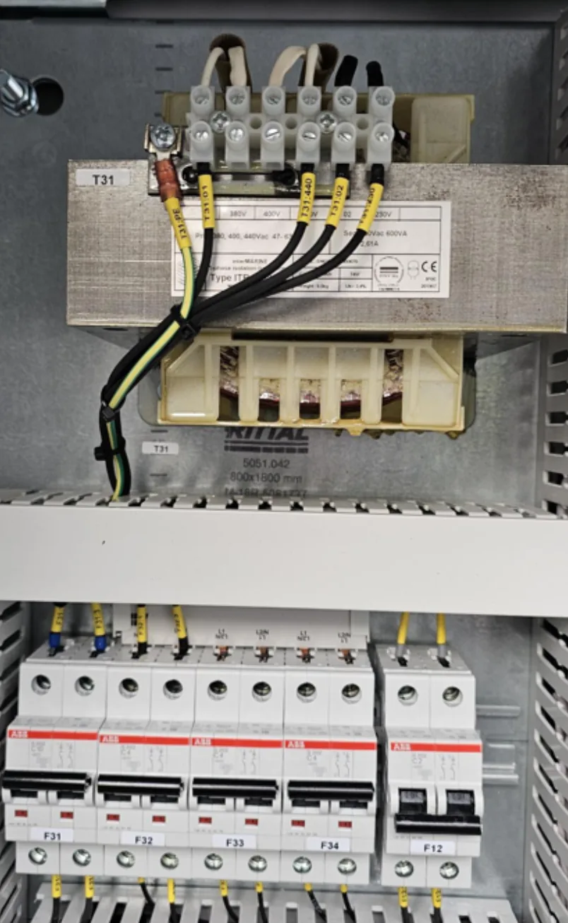 Styreskap ABB 110 kW – 5
